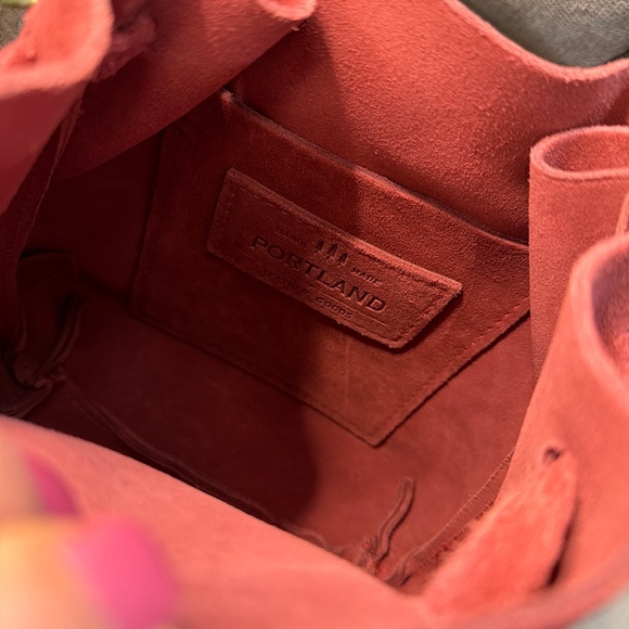 Portland Leather Goods Bucket Bag - Picture 5 of 5